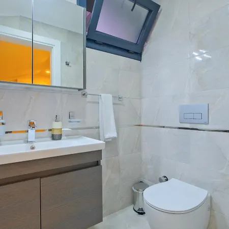 Merkez Tulipa 2 فتحية